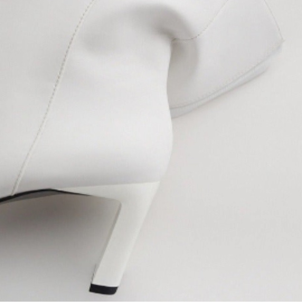 NEW!!! Zara White Vegan Leather Booties Size 42 - Picture 3 of 12
